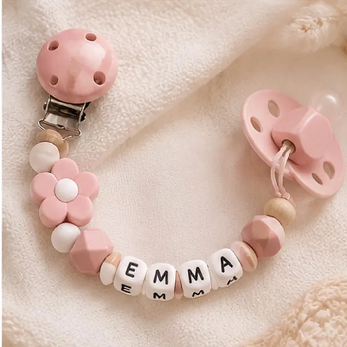 Attache-tétine personnalisée au prénom Emma, perles silicone et bois